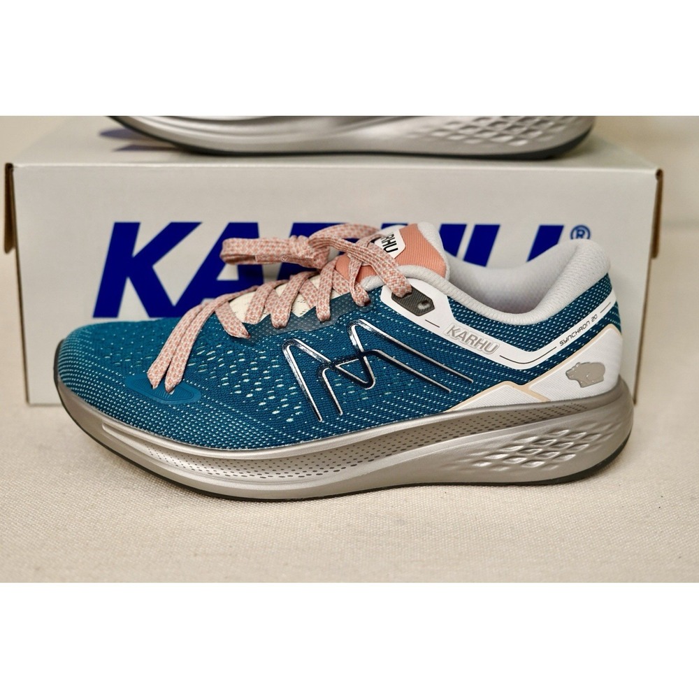 NEW Karhu Synchron 2.0 Running Shoes | 7M Blue & Rose Tan | $170.00 MSRP - Picture 2 of 13